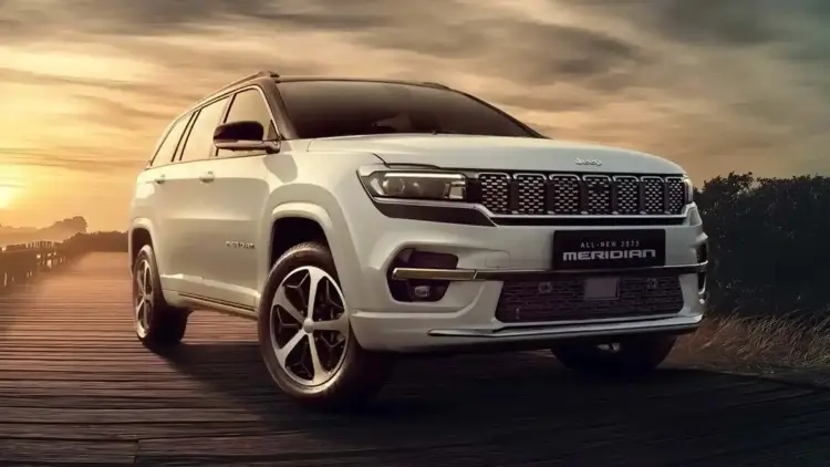 Comprehensive Comparison between Jeep Commander and Toyota Highlander in the GCC